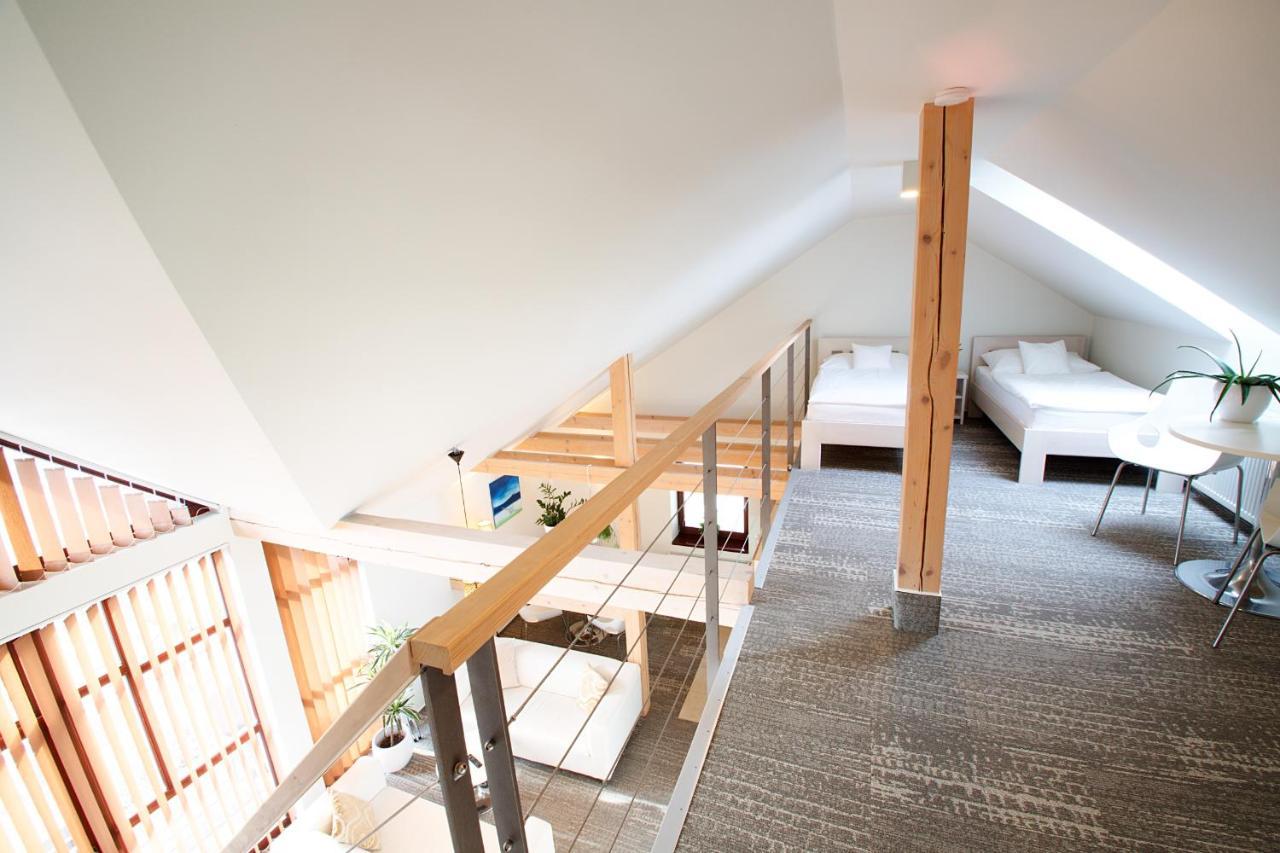 Apart Hotel Jablonec ยาโบลเนช นัด นิโซ ภายนอก รูปภาพ